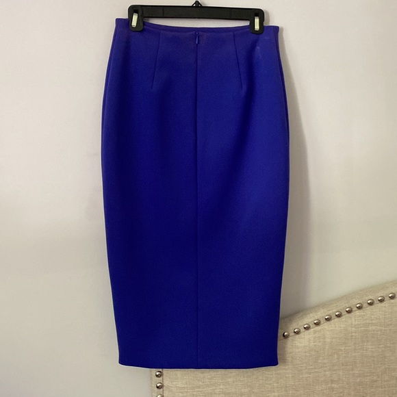 Blue pencil skirt with slit - Picture 3 of 9